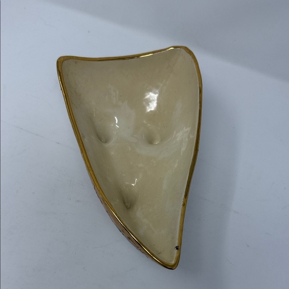 10 x4 “ Queen Pottery Elegant Gold and Purple Bowl - Picture 3 of 9